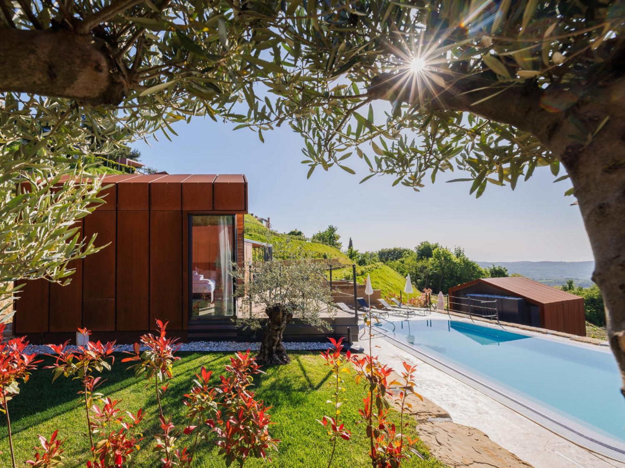 Wine Paradise - Glamping Resort Marezige Exterior photo